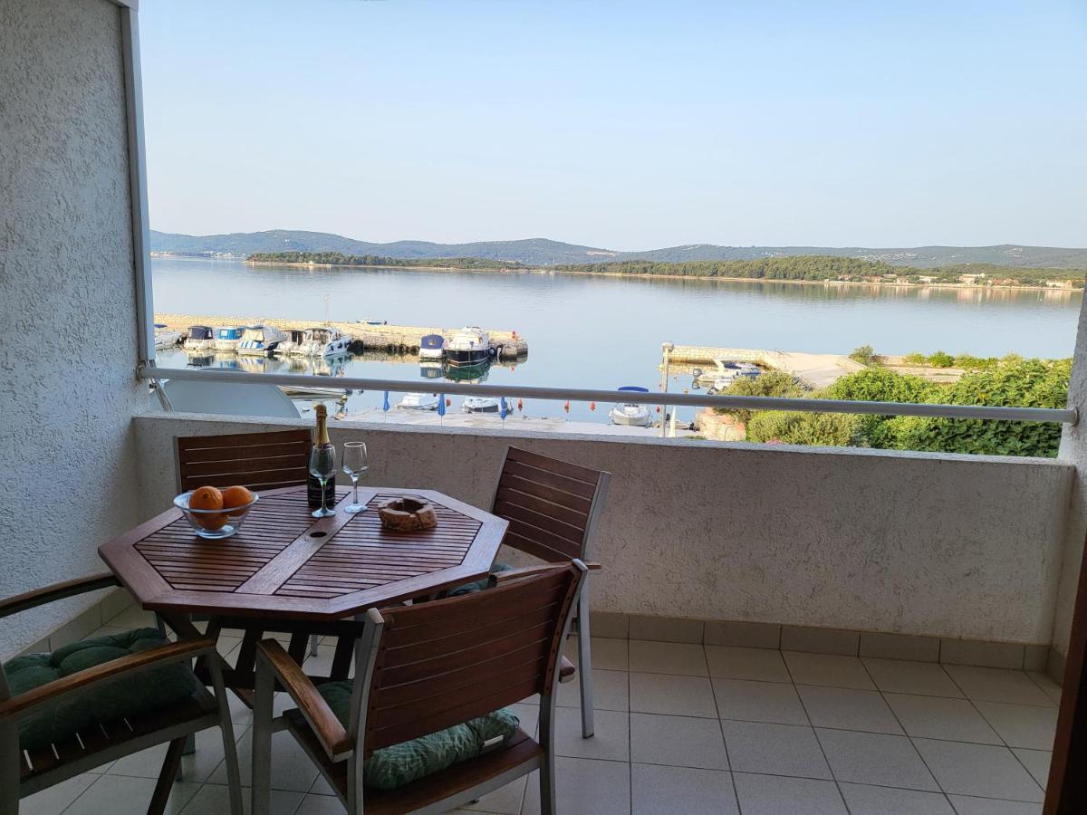 Sea&Sun Apartment Turanj Luaran gambar