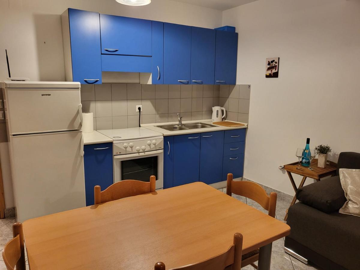 Sea&Sun Apartment Turanj Luaran gambar